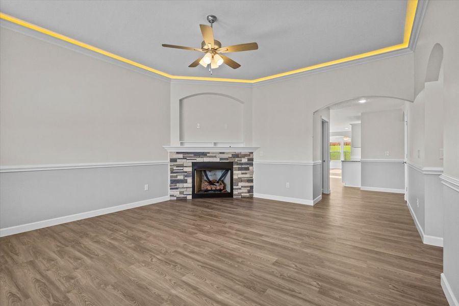 Representative unfurnished interior of a home built from the Morgan by Enchanted Homes in Lonesome Dove, San Antonio (Image 32).