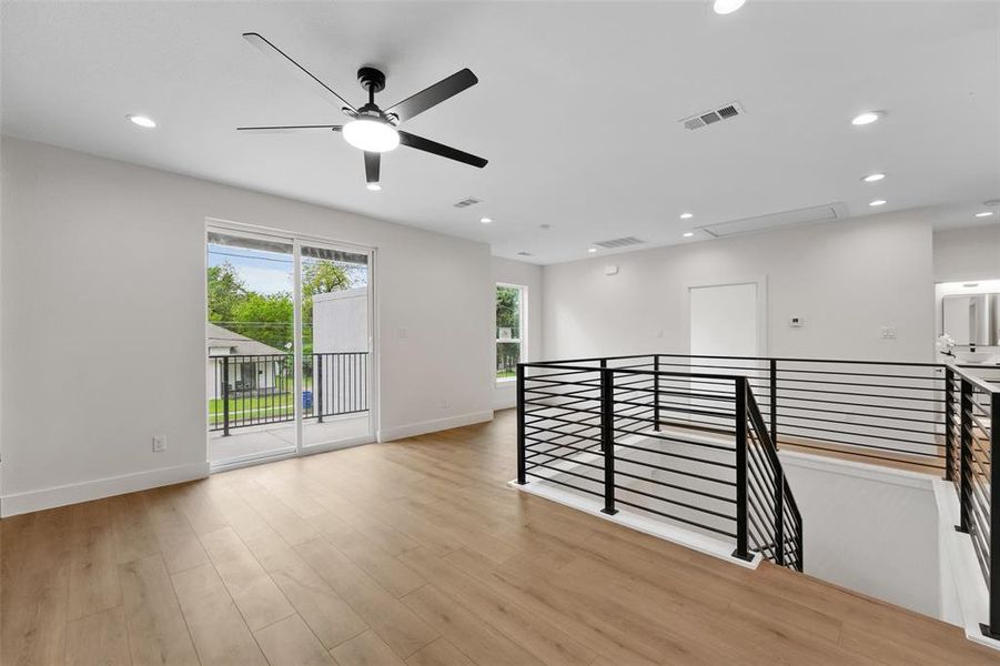 Spacious, unfurnished interior of a new home in , Dallas (Image 20).