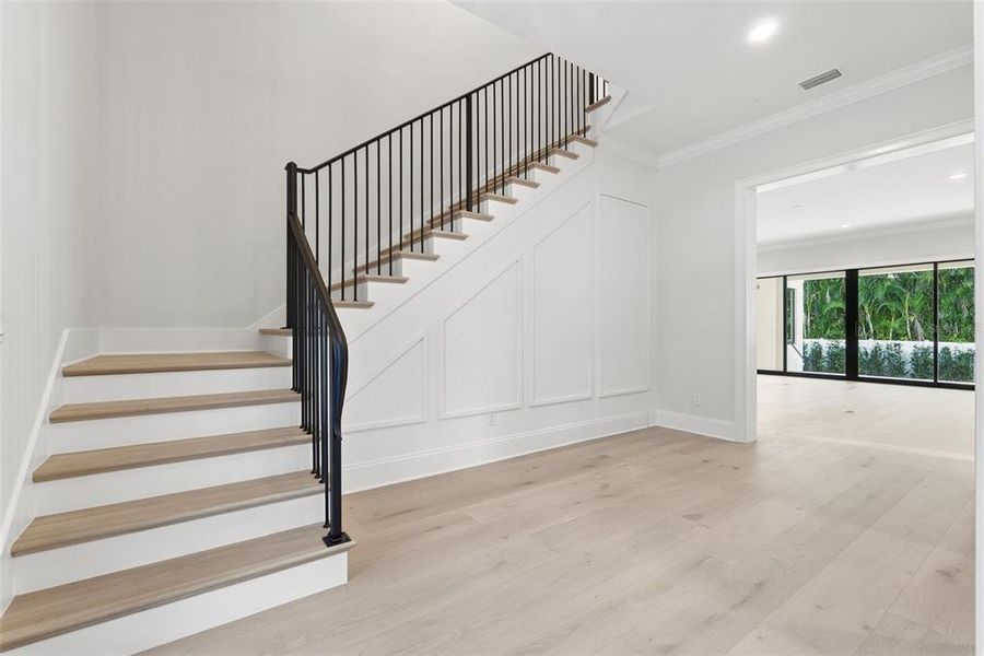 Spacious, unfurnished interior of a new home in , St. Petersburg (Image 81). Spacious, unfurnished interior of a new home in , St. Petersburg (Image 81).