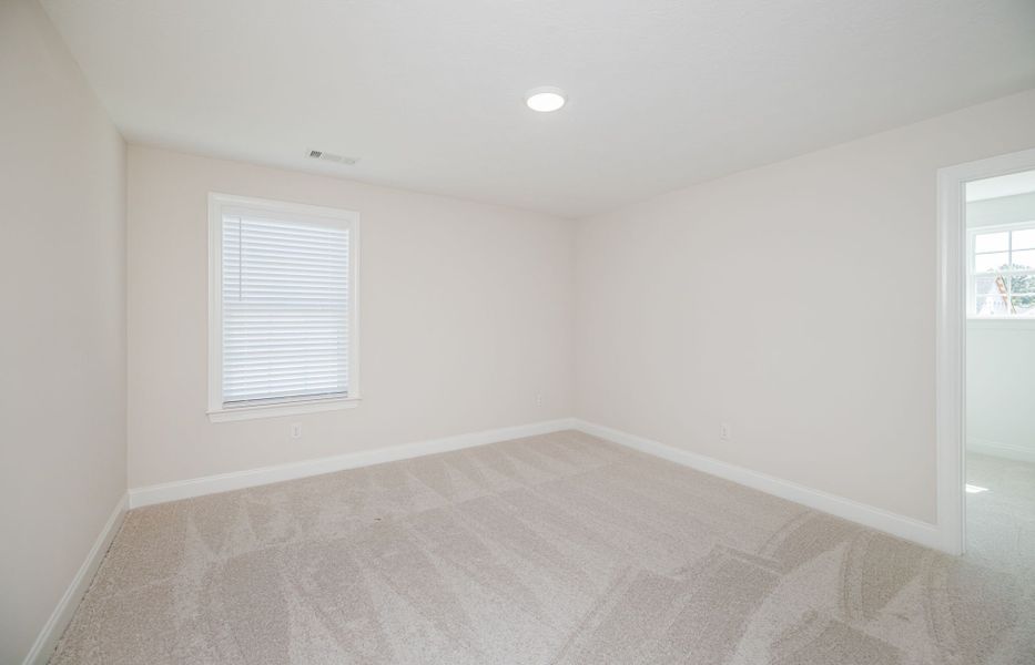 Spacious, unfurnished interior of a new home in The Sanctuary, Aiken (Image 31). Spacious, unfurnished interior of a new home in The Sanctuary, Aiken (Image 31).
