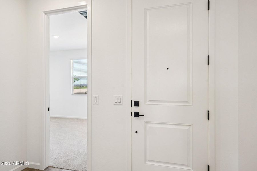 20-web-or-mls-S 95th Dr-S0904-020