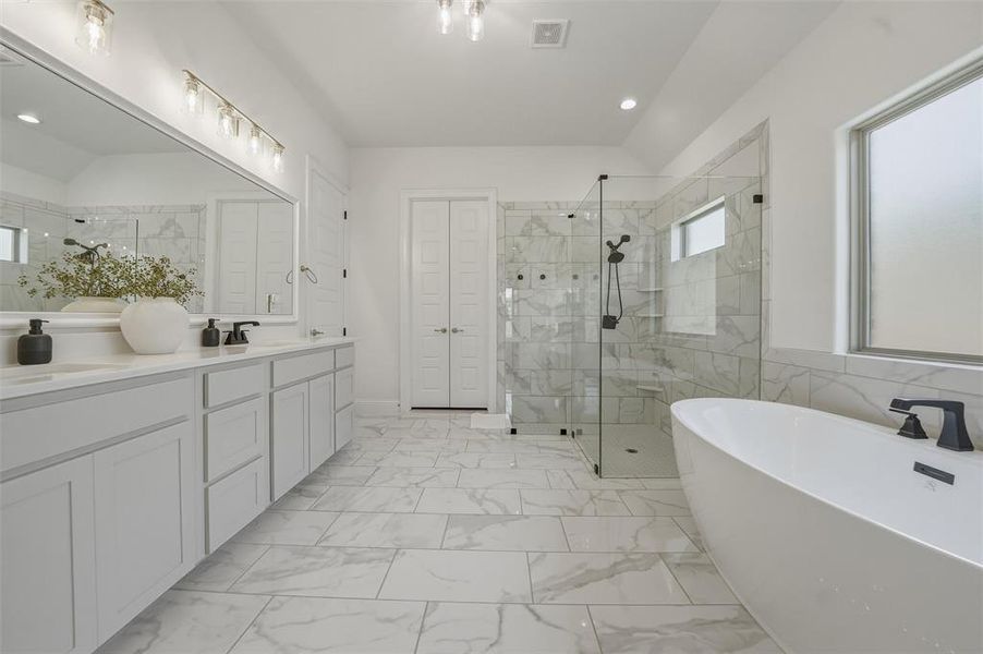 Furnished interior view inside a new home in , Benbrook (Image 33). Furnished interior view inside a new home in , Benbrook (Image 33).