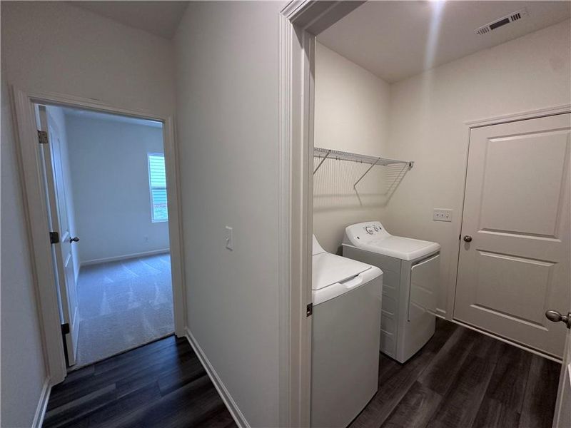 Furnished interior view inside a new home in Mt. Tabor Ridge, Dallas (Image 5). Furnished interior view inside a new home in Mt. Tabor Ridge, Dallas (Image 5).