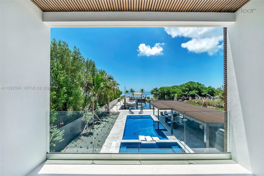 Exterior details and patio area of a home in , Key Largo (Image 33).