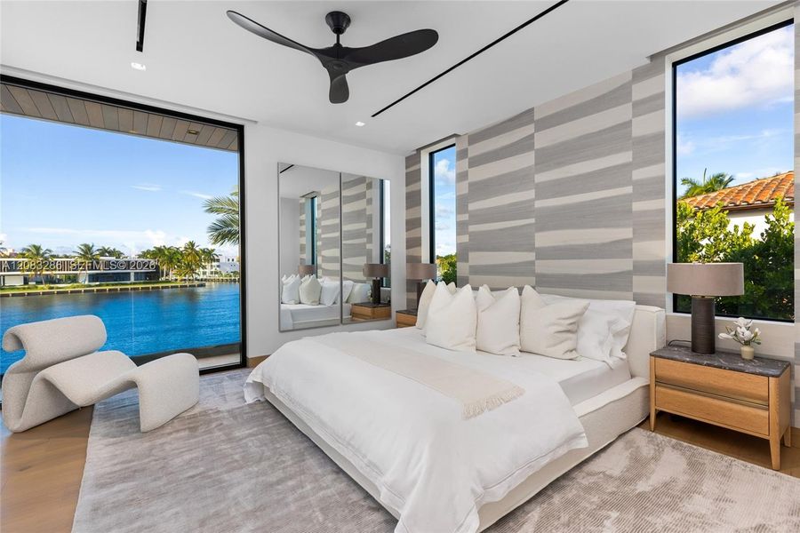 Furnished interior view inside a new home in , Fort Lauderdale (Image 34). Furnished interior view inside a new home in , Fort Lauderdale (Image 34).