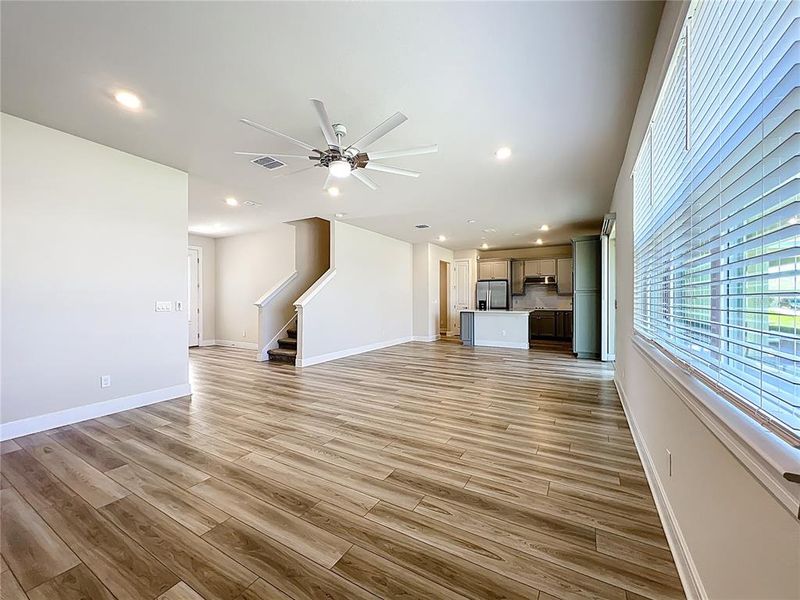 Spacious, unfurnished interior of a new home in Amelia Groves, St. Cloud (Image 20).