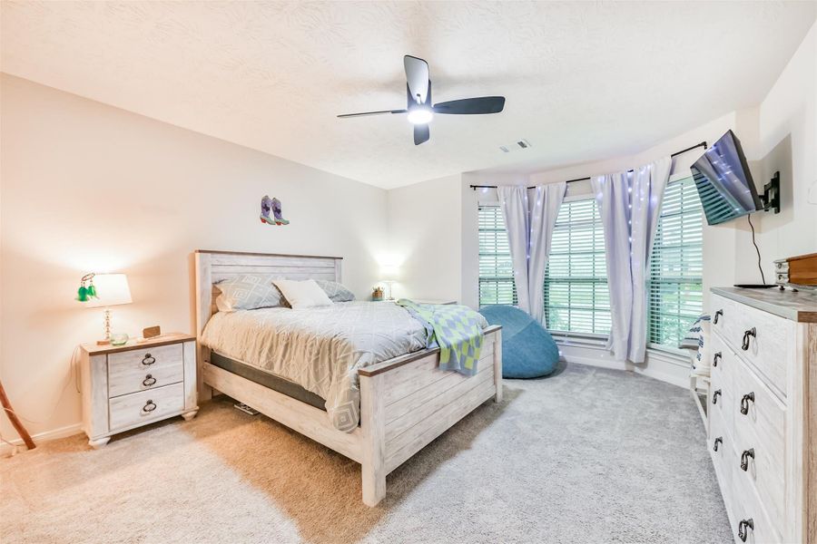 Furnished interior view inside a new home in , League City (Image 12).