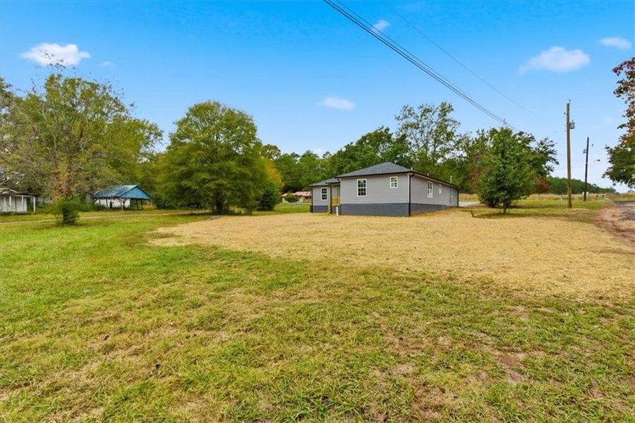 Image 33 of a home in .