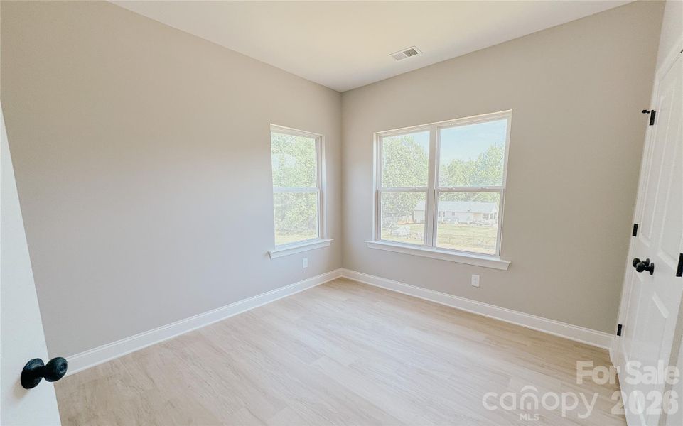 Spacious, unfurnished interior of a new home in , Salisbury (Image 17).