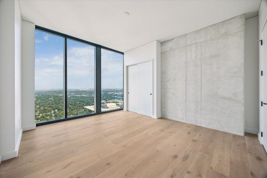 Spacious, unfurnished interior of a new home in , Austin (Image 14).