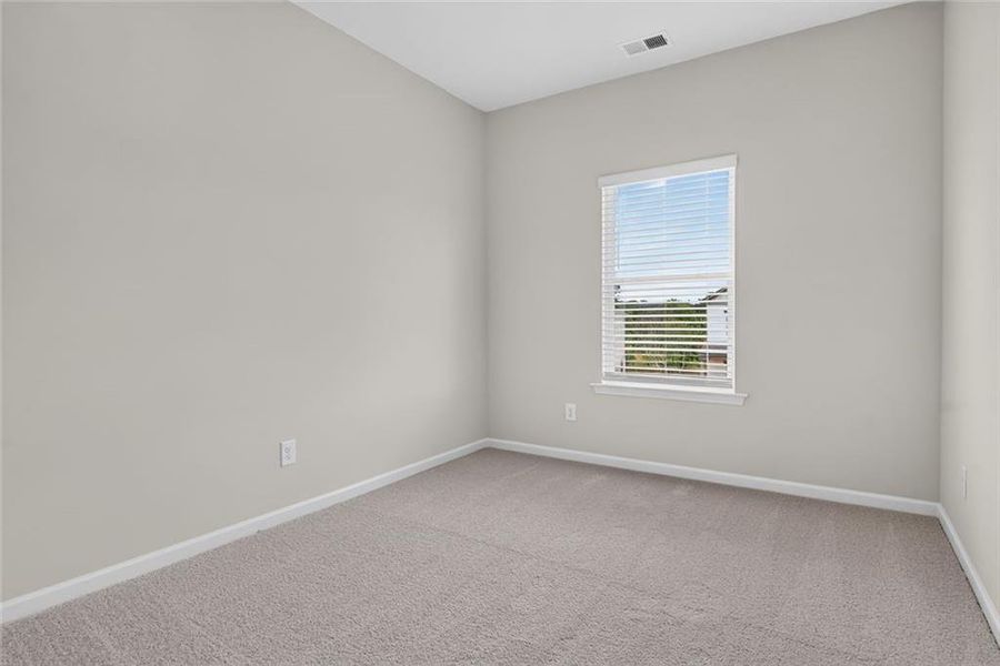 Spacious, unfurnished interior of a new home in Saddle Ridge, Calhoun (Image 23).