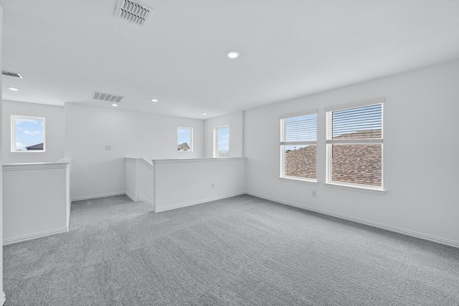 Spacious, unfurnished interior of a new home in River Ridge, Crandall (Image 25).