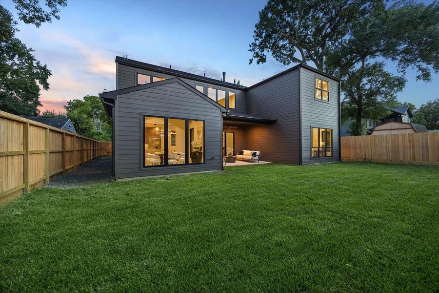 Exterior details and patio area of a home in , Houston (Image 21).