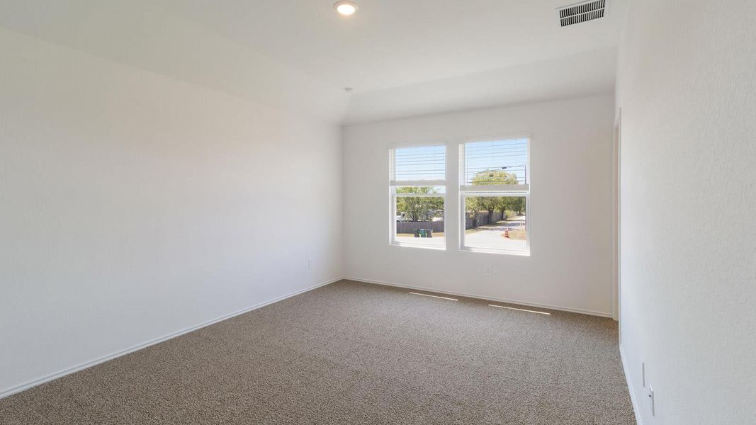 Spacious, unfurnished interior of a new home in Marigold, Kyle (Image 13).
