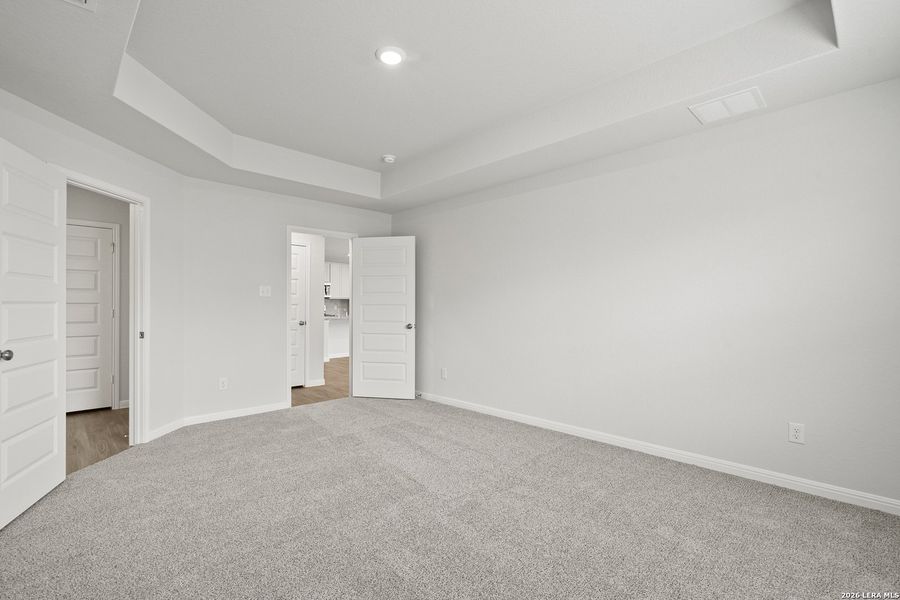 Spacious, unfurnished interior of a new home in Cinco Lakes, San Antonio (Image 24). Spacious, unfurnished interior of a new home in Cinco Lakes, San Antonio (Image 24).