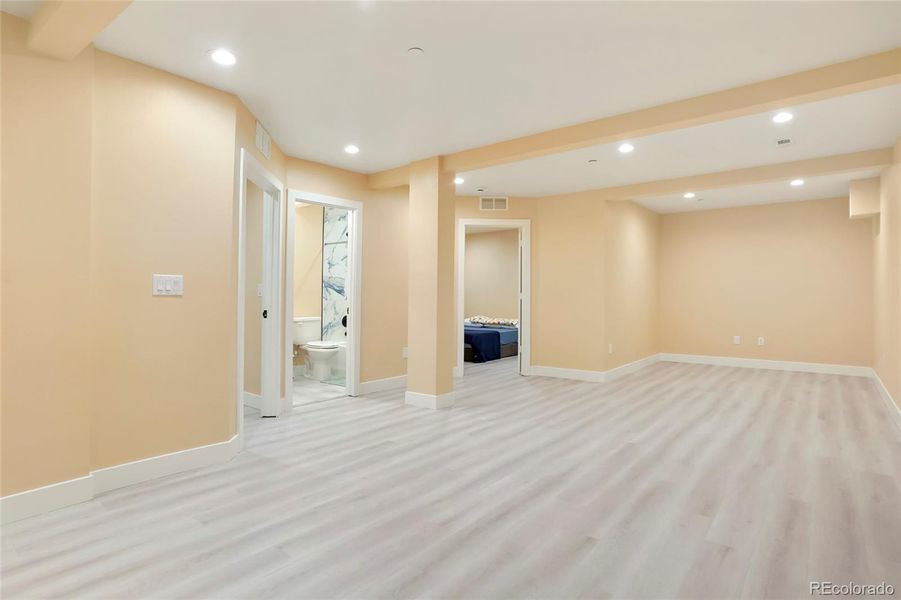 Spacious, unfurnished interior of a new home in , Byers (Image 21).