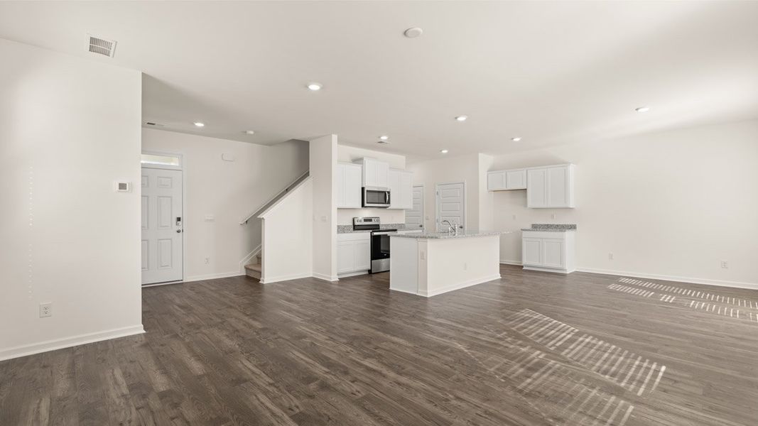 Representative unfurnished interior of a home built from the Aisle by D.R. Horton in Shoal Creek, Hampton (Image 13).