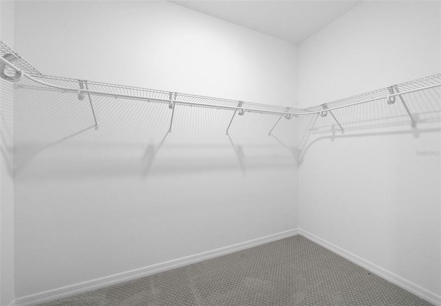 Spacious, unfurnished interior of a new home in , Ocala (Image 43).