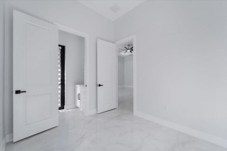 22-1504 E 6th st Lehigh Acres (22)