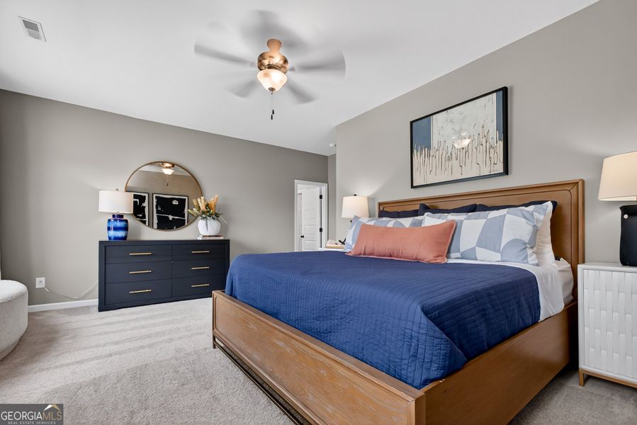 Furnished interior view inside a new home in Stonebridge North, Macon (Image 31).
