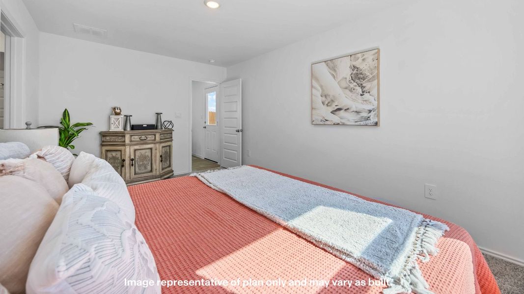 Representative furnished interior of a home built from the Axis by D.R. Horton in Deer Meadows, Odessa (Image 16).