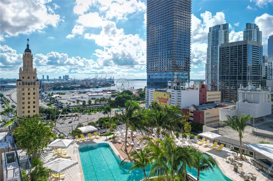 Condo located in Miami, FL showcasing its design and architecture (Image 26). Condo located in Miami, FL showcasing its design and architecture (Image 26).