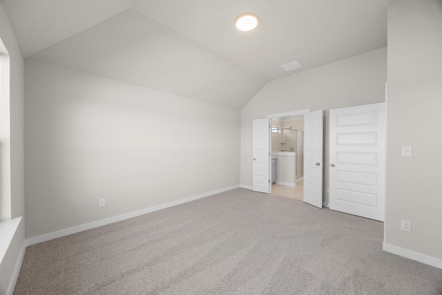 Spacious, unfurnished interior of a new home in Prairie Winds, Hutto (Image 19).