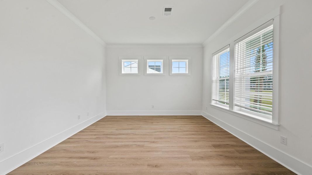 Spacious, unfurnished interior of a new home in Pamlico Terrace, Awendaw (Image 14).