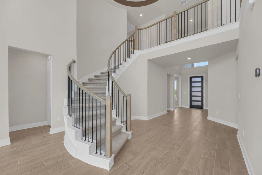Spacious, unfurnished interior of a new home in Flora, Hutto (Image 22).