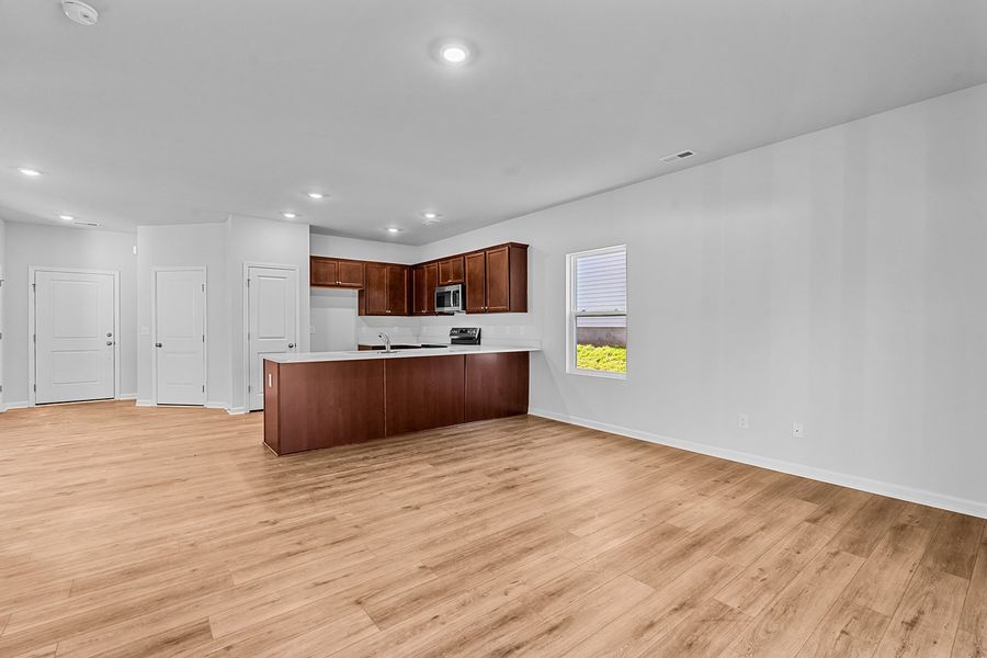 Image 30 of a home in Hanes Lake.