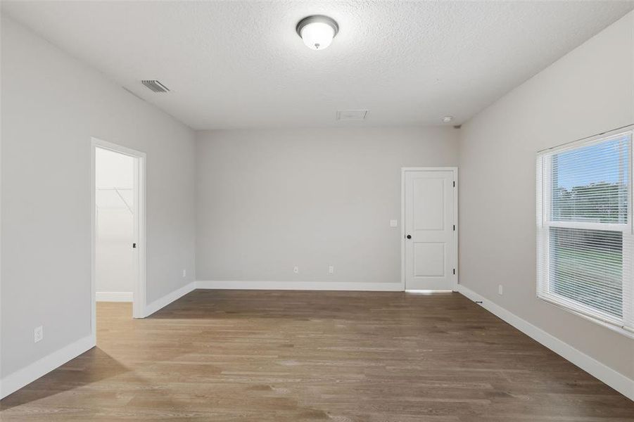 Spacious, unfurnished interior of a new home in , Palm Bay (Image 26). Spacious, unfurnished interior of a new home in , Palm Bay (Image 26).