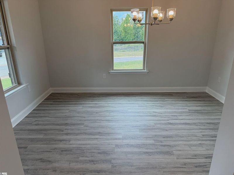 Spacious, unfurnished interior of a new home in Bracken Woods, Piedmont (Image 12).