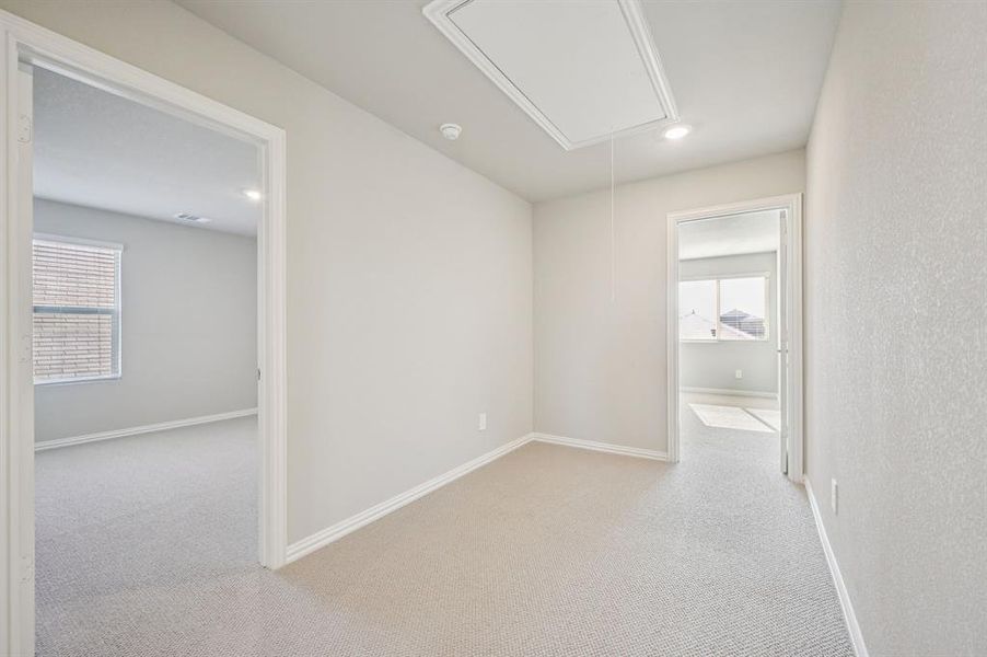 Spacious, unfurnished interior of a new home in Simpson Crossing - Signature Series, McKinney (Image 23).
