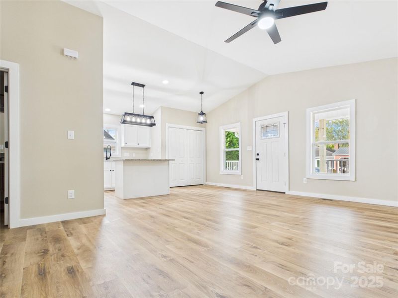 Spacious, unfurnished interior of a new home in , Valdese (Image 27). Spacious, unfurnished interior of a new home in , Valdese (Image 27).