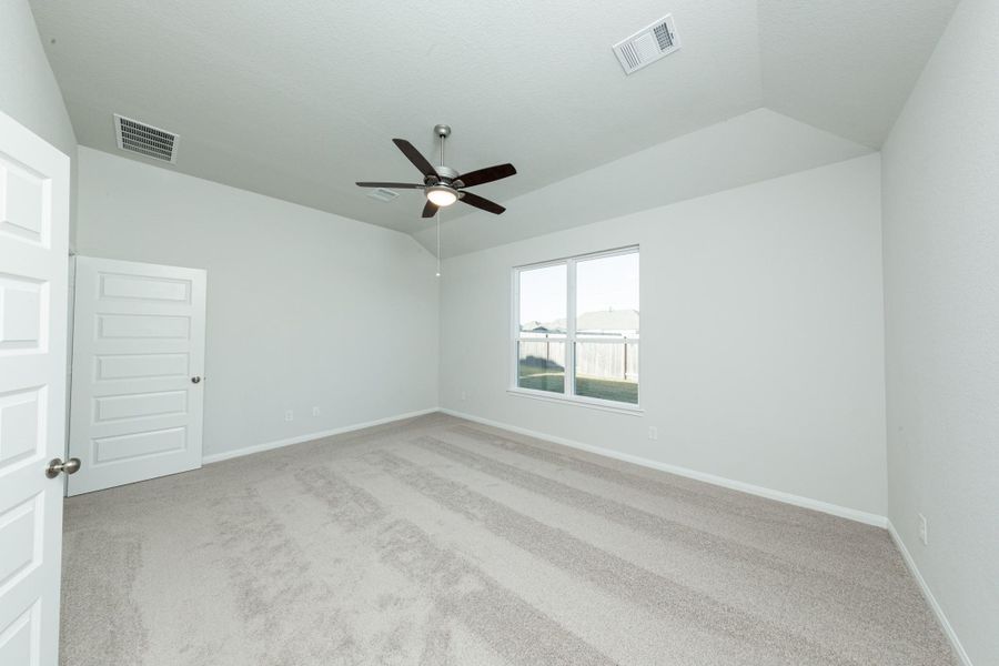 Spacious, unfurnished interior of a new home in Bluestem, Brookshire (Image 13). Spacious, unfurnished interior of a new home in Bluestem, Brookshire (Image 13).
