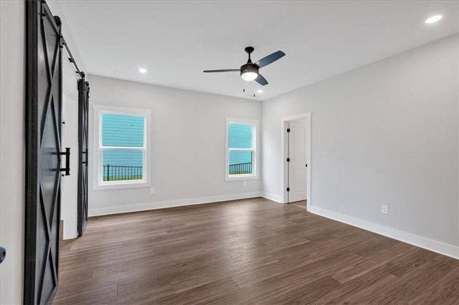 Spacious, unfurnished interior of a new home in Ferguson Corners, Emerson (Image 36).