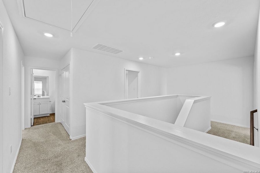 Image 29 of a home in Laurel Vistas.