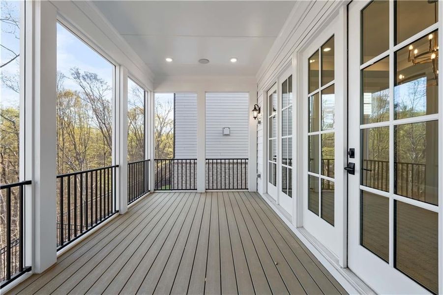 Spacious, unfurnished interior of a new home in Waterside Single Family, Peachtree Corners (Image 41).