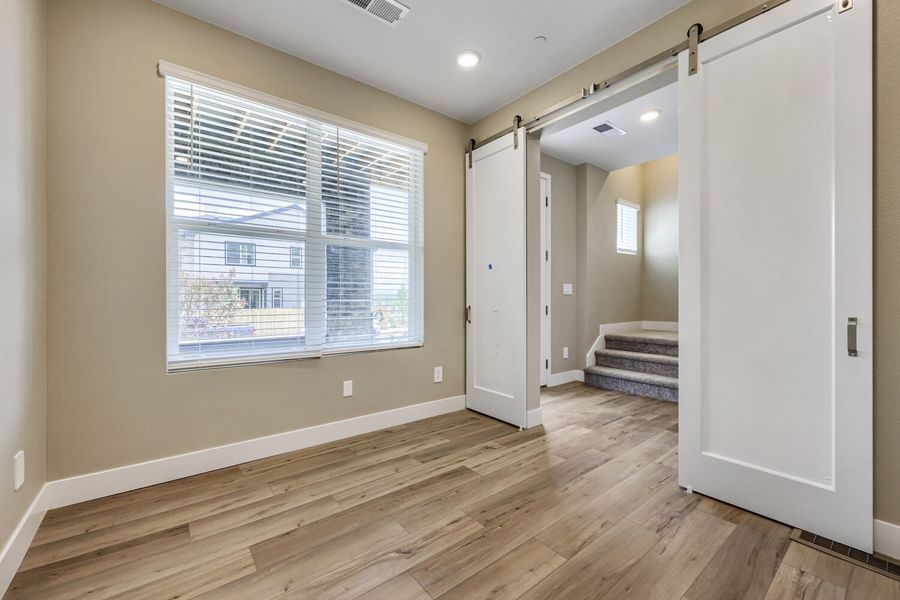 Spacious, unfurnished interior of a new home in Uplands, Westminster (Image 11). Spacious, unfurnished interior of a new home in Uplands, Westminster (Image 11).