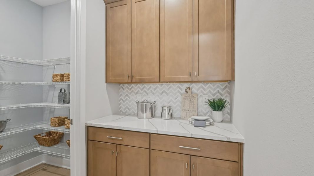 Furnished interior view inside a new home in Ardisia Park, New Smyrna Beach (Image 32).
