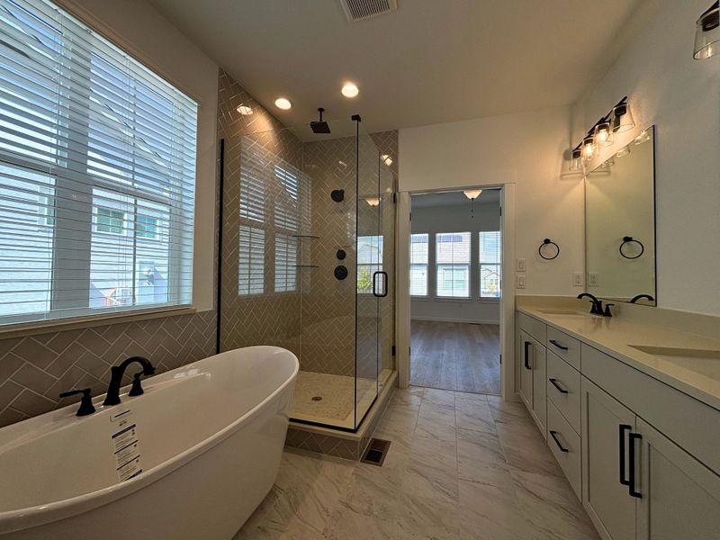 8895 S. Riviera - Primary Bathroom