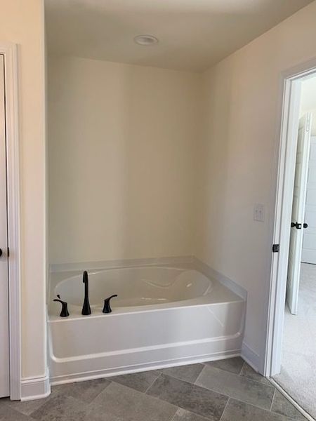 Image 34 of a home in Royal Pines.