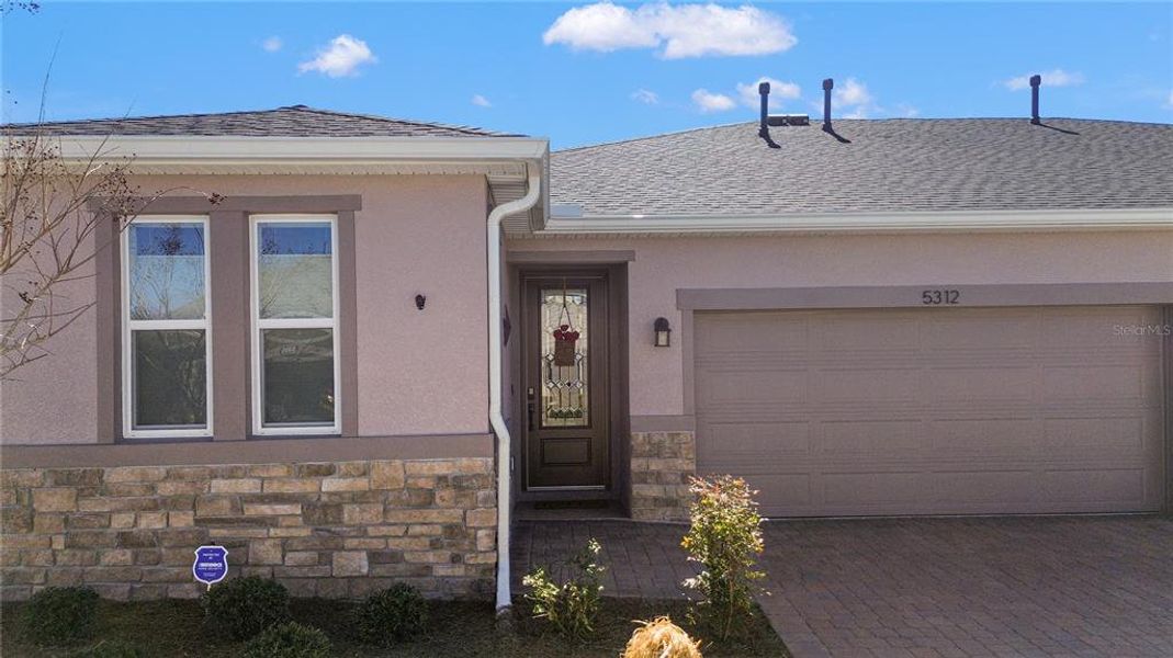 Exterior details and patio area of a home in , Ocala (Image 35). Exterior details and patio area of a home in , Ocala (Image 35).