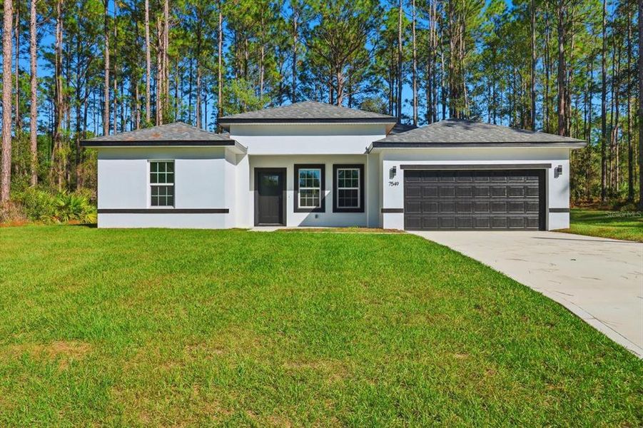 Exterior details and patio area of a home in , Citrus Springs (Image 15). Exterior details and patio area of a home in , Citrus Springs (Image 15).