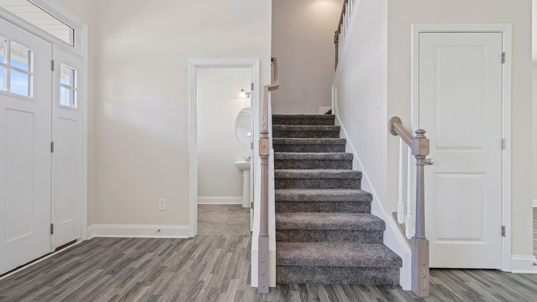 Spacious, unfurnished interior of a new home in Palmetto Valley, Anderson (Image 22).