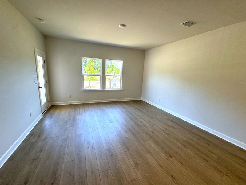 Spacious, unfurnished interior of a new home in Hammock Walk at Nexton, Summerville (Image 8). Spacious, unfurnished interior of a new home in Hammock Walk at Nexton, Summerville (Image 8).