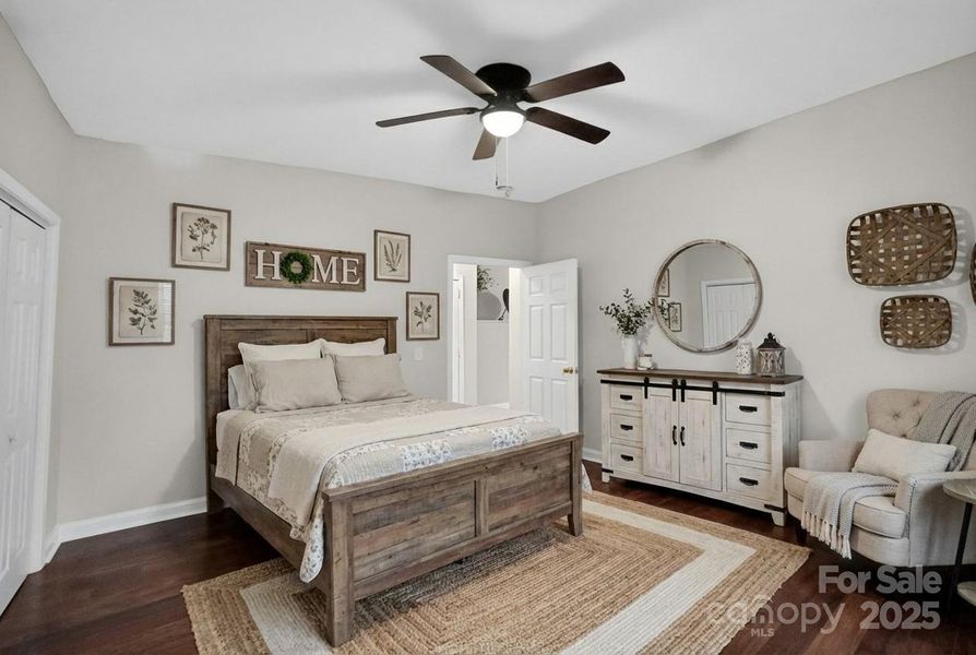 Furnished interior view inside a new home in , Statesville (Image 15).