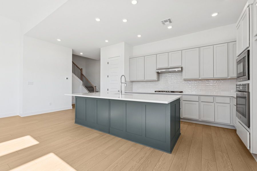 The Violet - Kitchen