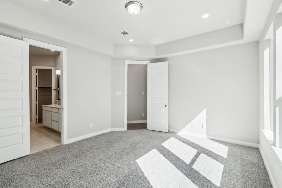 Photos are not of the actual home, but are photos of the builder home with same floorplan