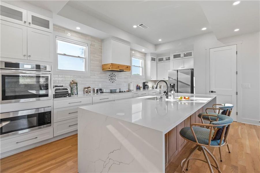 Furnished interior view inside a new home in , Clermont (Image 28). Furnished interior view inside a new home in , Clermont (Image 28).